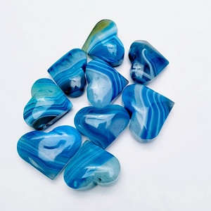 Venta al por mayor de adorno de ágata azul de alta calidad, tallado a mano en forma de corazón, estilo bohemio, tendencia de moda, regalo de recuerdo DIY, decoración del hogar - Product Image 1