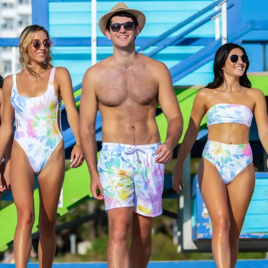 OEM Custom Sisters Família Casal Swimwear Mulheres e Homens Bikini Set Swimsuits Para O Verão