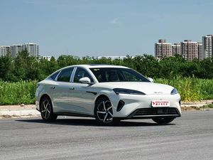 2024 Luxe Gerestyled Byd Op <span class=keywords><strong>3</strong></span> Dm-I 1.5T Elektrische Auto Nieuw Model Uit China - Product Image 2