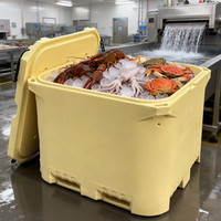 Conteneur isotherme rotomoulé 850L en LLDPE+PU pour poissons et fruits de mer, design empilable avec couvercle et poignée, idéal pour la chaîne du froid en aquaculture