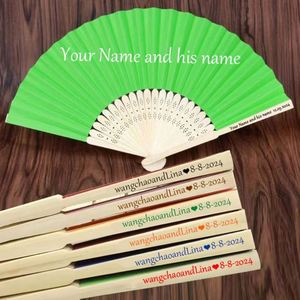 Abanico Plegable Personalizable de 7 Pulgadas, Abanico de Mano Portátil, Diseño de Arte Folclórico Pintado en Blanco, Material de Bambú, Técnica de Tallado, Regalos Empresariales - Product Image 5