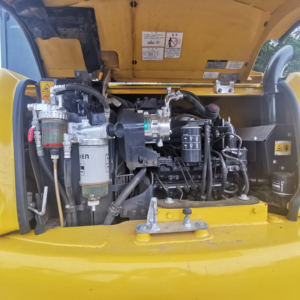 OFERTA Excavadora Komatsu PC 70 Japonesa Usada, Modelo 2024, Peso Operativo de 6500 kg, Capacidad de la Cuchara de 0.32 m, Buen Estado, con Informe - Product Image 4