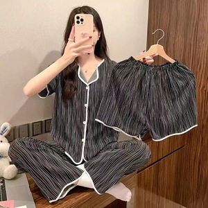 Set <span class=keywords><strong>Pigiama</strong></span> Donna Tre Pezzi con Stampa Floreale, Lussuoso e Alla Moda, Vendita All'Ingrosso, Abbigliamento da Notte <span class=keywords><strong>Estivo</strong></span> - Product Image 5