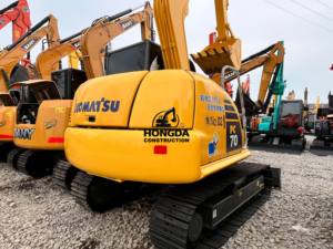 Mini pelle de 7 tonnes Komatsu PC70 Pelleteuse sur chenilles d'occasion Komatsu PC70 210 220 240 350 400 Machine de terrassement à vendre. - Product Image 4