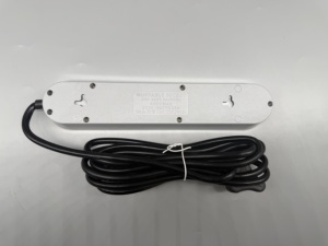 <span class=keywords><strong>Regleta</strong></span> de Enchufes Universal de Alta Calidad con Protección de Seguridad, 2 Puertos USB y 1 Puerto Tipo-C para Carga, con Interruptor - Product Image 4