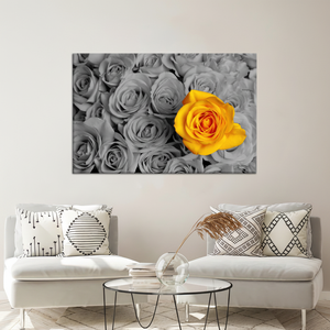Impression sur toile Rose Jaune : Art mural graphique floral élégant, toile encadrée - Product Image 2
