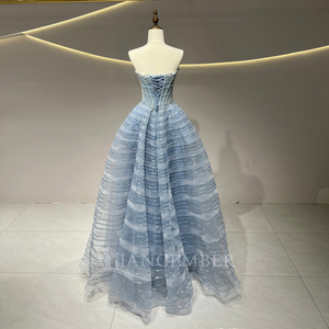 JFH81 Elegante Vestido de Noche Azul Polvoriento con Corsé de Cristales Brillantes, Tul Escalonado, Apliques de Cuentas, Estampado de Encaje y Corte en A con Cola Capilla - Product Image 2