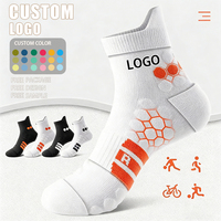 Chaussettes de sport personnalisées Qiangyi pour adultes – Coton respirant, absorbant la transpiration, logo sur le dessous, emballage personnalisé – Prix usine