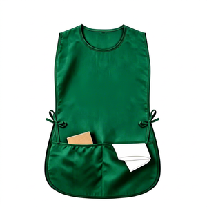 Delantal de poliéster personalizado con bolsillos y correas laterales ajustables para uso en exteriores, aplicación en campos de golf, diseño en blanco para impresión. - Product Image 1