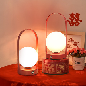 Lámpara de Noche Moderna para <span class=keywords><strong>Dormitorio</strong></span> con Funcionamiento a Pilas, Regalo de Boda para Parejas Recién Casadas, Color Rojo - Product Image 4