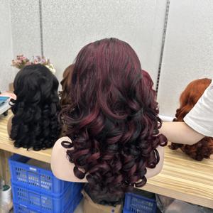 Cheveux bruts humains vietnamiens bouclés sans colle vendeurs moins chers 13X4 dentelle frontale <span class=keywords><strong>20</strong></span> pouces perruque <span class=keywords><strong>de</strong></span> couleur pour femme noire - Product Image 3