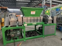 Machine à laver à haute résistance Shell Tambour en plastique Bumper Pipe Palette Pneu Déchets Broyeur Machine