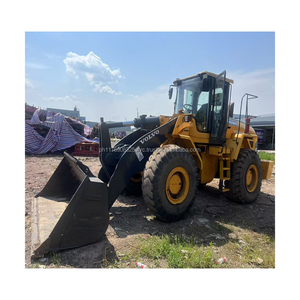 Chargeuse sur pneus VOLVO d'occasion de haute qualité L105 pour travaux de construction faibles heures de travail en bon état en stock - Product Image 6