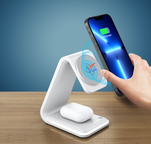 <span class=keywords><strong>Chargeur</strong></span> sans fil magnétique 3-en-1 <span class=keywords><strong>prix</strong></span> usine adapté pour <span class=keywords><strong>Iphone</strong></span> Airpods Iwatch veilleuse multifonctionnelle 15W <span class=keywords><strong>chargeur</strong></span> rapide - Product Image 5