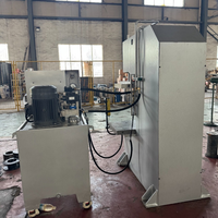 Presse hydraulique servo à colonne unique de haute précision avec surveillance du déplacement et de la pression pour l'assemblage de composants