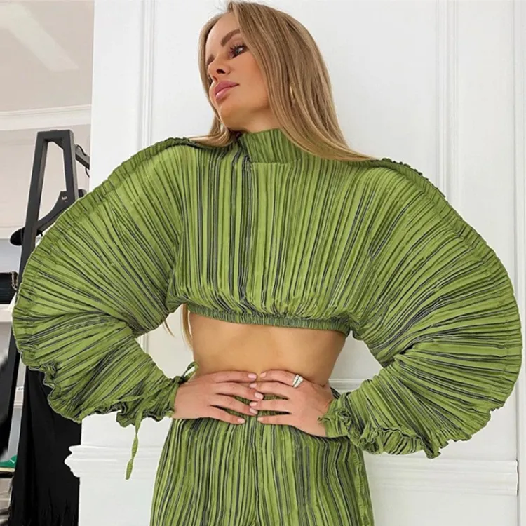 2023 Y2K Pleated Blouses Large Contour Long Batwing Puff Sleeves O Neck Plisse Shirts Sexy Oversized Crop Tops