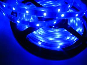 따뜻한 흰색 <span class=keywords><strong>LED</strong></span> 라이트 스트립, 거실 및 침실의 기본 조명을 위한 부드럽고 눈부시지 않음 - Product Image 4