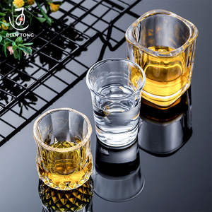 Vasos de Chupito de <span class=keywords><strong>Whisky</strong></span> Personalizados al por Mayor Europeos de Alta Calidad, Gruesos y Duraderos, con Logotipo Personalizado, para Bodas y Restaurantes, Paquete de 6/12 - Product Image 4