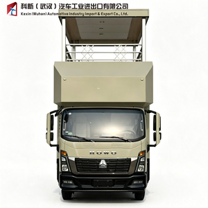 Autocaravana <span class=keywords><strong>de</strong></span> Lujo HOWO 4x2 Nueva, Diésel, Personalizable, con Techo Elevable y Equipamiento Completo - Product Image 3