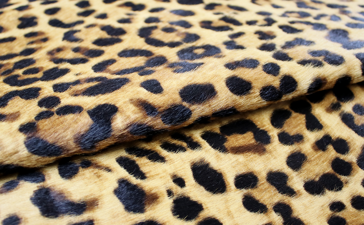 Marrone chiaro e nero