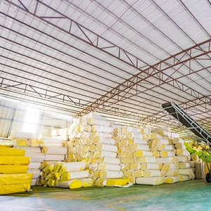 30千克/<span class=keywords><strong>m</strong></span> ³ 玻璃棉卷吸音隔热建筑墙壁屋顶玻璃纤维毯Fibra De Aluminium - Product Image 2