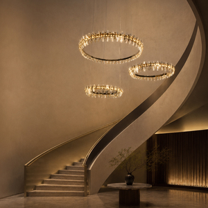 Lustre moderne à trois anneaux en cristal doré, luminaire suspendu LED circulaire pour escalier en colimaçon et hall d'entrée - Product Image 4