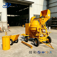 Bétonnière mobile à tambour 500L, bétonnière auto-chargeante avec trémie pour chantier de construction