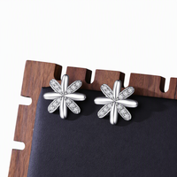 Anting Tusuk Perak Wanita QX Little Daisy, Lucu untuk Pesta Pertunangan, Desain Korea Terbaru 2026, Temperamen Elegan untuk Anak Perempuan