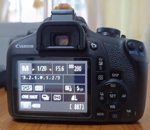 Original usado para <span class=keywords><strong>Canon</strong></span> <span class=keywords><strong>2000D</strong></span>/Rebel T7 cámara digital DSLR con sensor CMOS con compatibilidad de tarjeta SD - Product Image 3