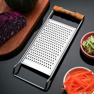 Vendita Diretta dalla Fabbrica: <span class=keywords><strong>Grattugia</strong></span> Manuale 3-in-1 in Acciaio Inox, Affettatrice per <span class=keywords><strong>Verdure</strong></span>/Formaggio/Patate, Utensile Multifunzionale Moderno per Casa e Hotel - Product Image 2