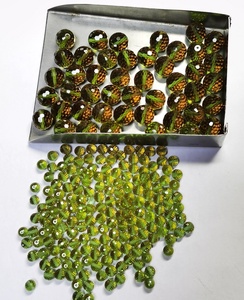 Perle di Diasporo Sultanite <span class=keywords><strong>Zultanite</strong></span> sfaccettate da 8 mm con foro, che cambiano colore, popolari per rosari e Tesbih - Product Image 3