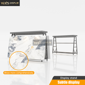 Support en A industriel YEK'S en granit avec barres transversales antidérapantes pour l'affichage de dalles de marbre - Product Image 3