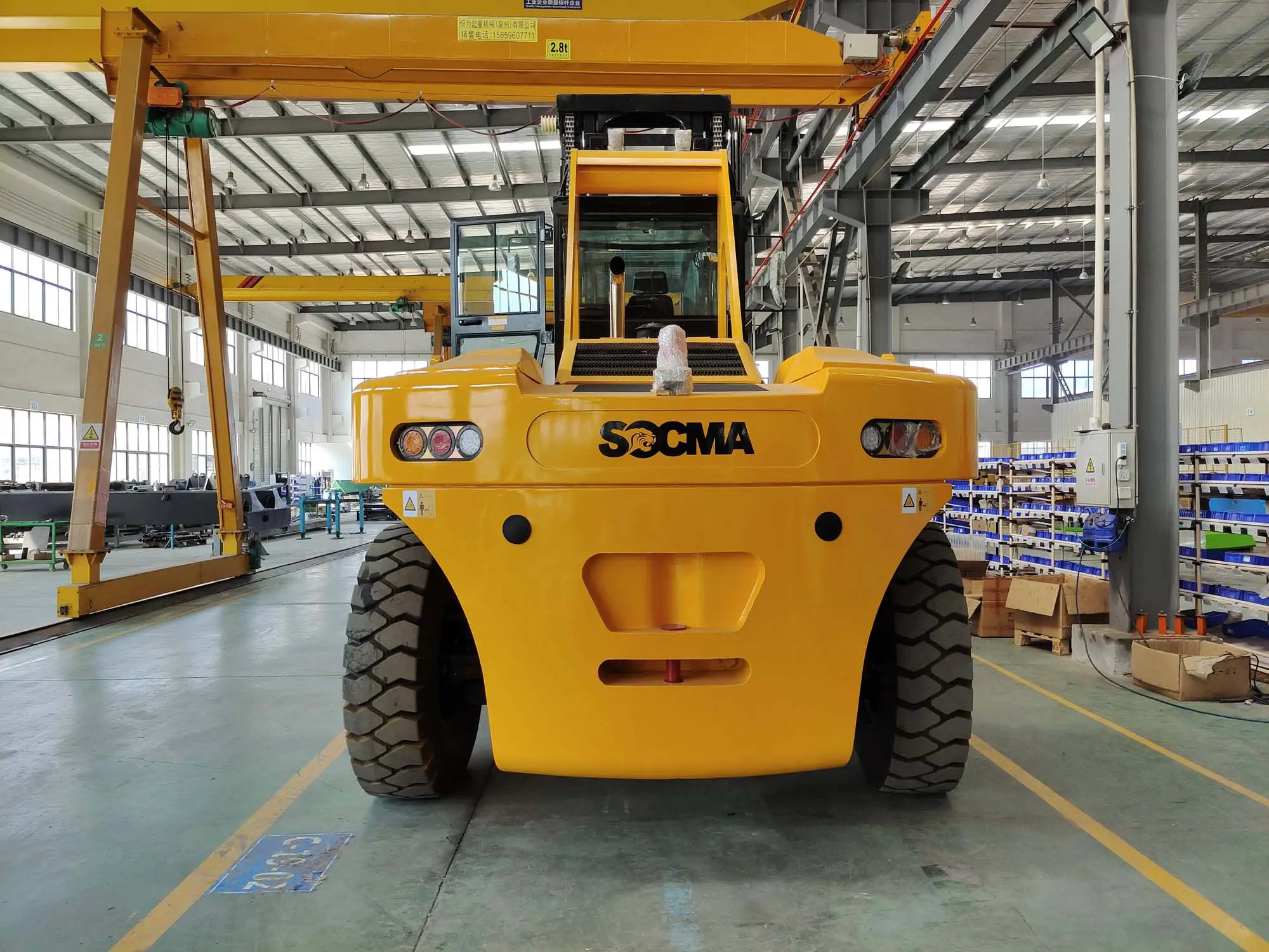 Proje kargo taşıma dizel Forklift 25ton 40ton 50ton 30ton Forklift ağır konteyner liman makinesi forklift fiyat