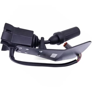 Interrupteur de commande Mover Parts AT342722 AT432901 pour chargeuse John Deere 310J 310K 310K EP 310SJ 310SK 315SJ 315SK 325J 325K 325SK 410J - Product Image 4