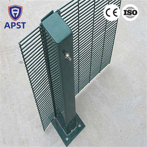 Pannelli di recinzione Sitong ad alta sicurezza anti-arrampicata 358 in PVC e rete metallica zincata per fattorie, giardini e sicurezza perimetrale - Product Image 6