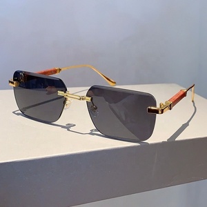 Dernières tendances en matière de lunettes de soleil de luxe italiennes pour hommes et femmes, avec bordure diamantée, sans monture, carrées, dégradées, verres UV400, pour la conduite - Product Image 6