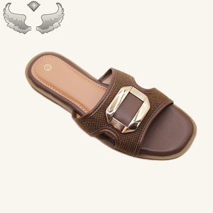 Chanclas Ligeras y Modernas al por Mayor con Materiales Transpirables y Duraderos para Mujer, Sandalias y Pantuflas Adecuadas para el Tiempo Libre - Product Image 5