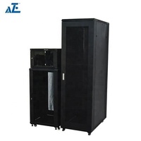 PDU 1,5U à montage en rack, type US, 24 prises, 110V 15A, protection contre les surcharges, interrupteur à double disjoncteur, certifié CE/RoHS, noir/argent, garantie 1 an