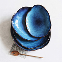 Assiette en céramique de porcelaine bleue vintage japonaise, transformée au four, irrégulière, durable, pour mariage, salade et pâtes