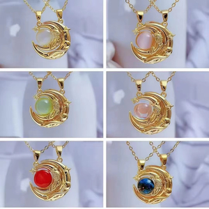 Venta al por mayor imán oro Luna inicio conjunto pareja colgante collar rosa azul piedra preciosa rompecabezas joyería celestial para Mujeres Hombres - Product Image 1