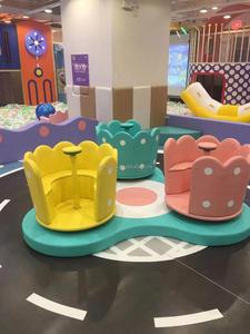 Structure gonflable Octopus rotative en mousse souple pour parcs d'attractions intérieurs pour enfants de 3 à 10 ans, capacité 8 personnes - Product Image 5
