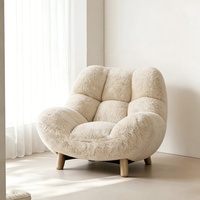 Fauteuil simple en peluche de style vintage moderne avec chaleur d'ambiance pour salon, meuble de maison en bois massif