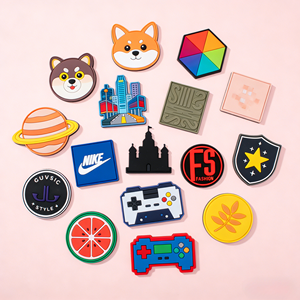 <span class=keywords><strong>Transfer</strong></span>ência de Calor Personalizada com LOGO, Flor 3D em Borracha PVC para Decoração de Roupas, Bordado de Vestuário - Product Image 1