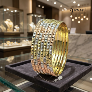 Venta al por mayor de brazaletes chapados en oro de 3 tonos, brazaletes multicolores, brazaletes de moda, brazaletes tricolores de latón. - Product Image 2