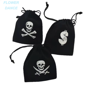 Sacchetti con Coulisse a Tema Pirata, Piccole Borse in Velluto per Gioielli e Monete, Sacchetti Regalo Pirata per Feste a Tema Capitano, Neri - Product Image 1