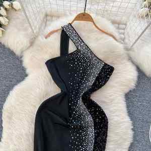 เดรสทรงบอดี้คอนสีดำเอวสูงแบบลำลองผ้าทอพิมพ์ลายดิจิทัลรักษ์โลกซักได้สำหรับผู้หญิง - Product Image 2