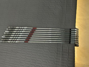 Set di Ferri da Golf 440 in Acciaio Inox Forgiato con Impugnatura in Gomma, per Destri e Mancini, Uomini e Donne - Product Image 6