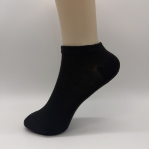 Vớ cotton đến mắt cá chân dành cho nữ Tất thể thao chống trượt thoáng khí để <span class=keywords><strong>s</strong></span>ử dụng hàng ngày Mặc thường ngày Tập thể dục Chạy bộ và các hoạt động ngoài trời - Product Image 5