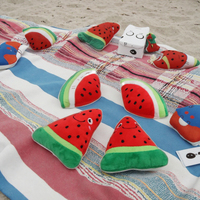 Vente en gros d'accessoires pour chiens Fournitures pour animaux de compagnie Jouets à mâcher pour chiot en peluche Fruit Pastèque Squeak Dog Toys for Summer Gift