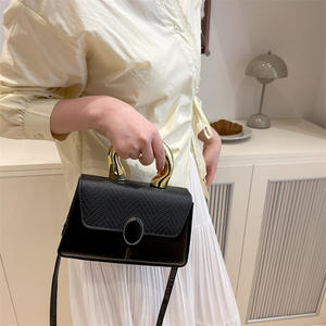 Nuova Borsa a Tracolla Primaverile Elegante e Versatile in Tinta Unita, Design di Lusso Leggero e alla Moda - Product Image 2